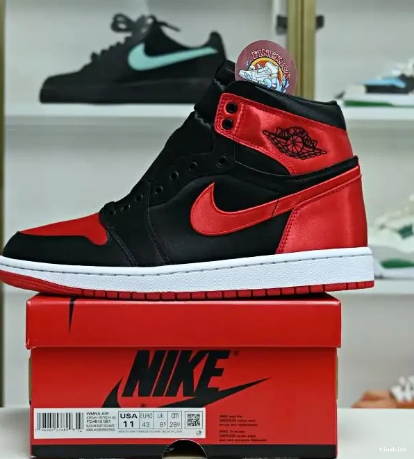 Jordan 1 Bred